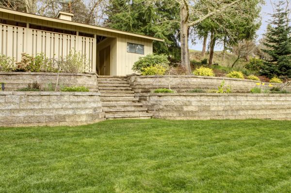 Retaining Wall Construction in Mentor